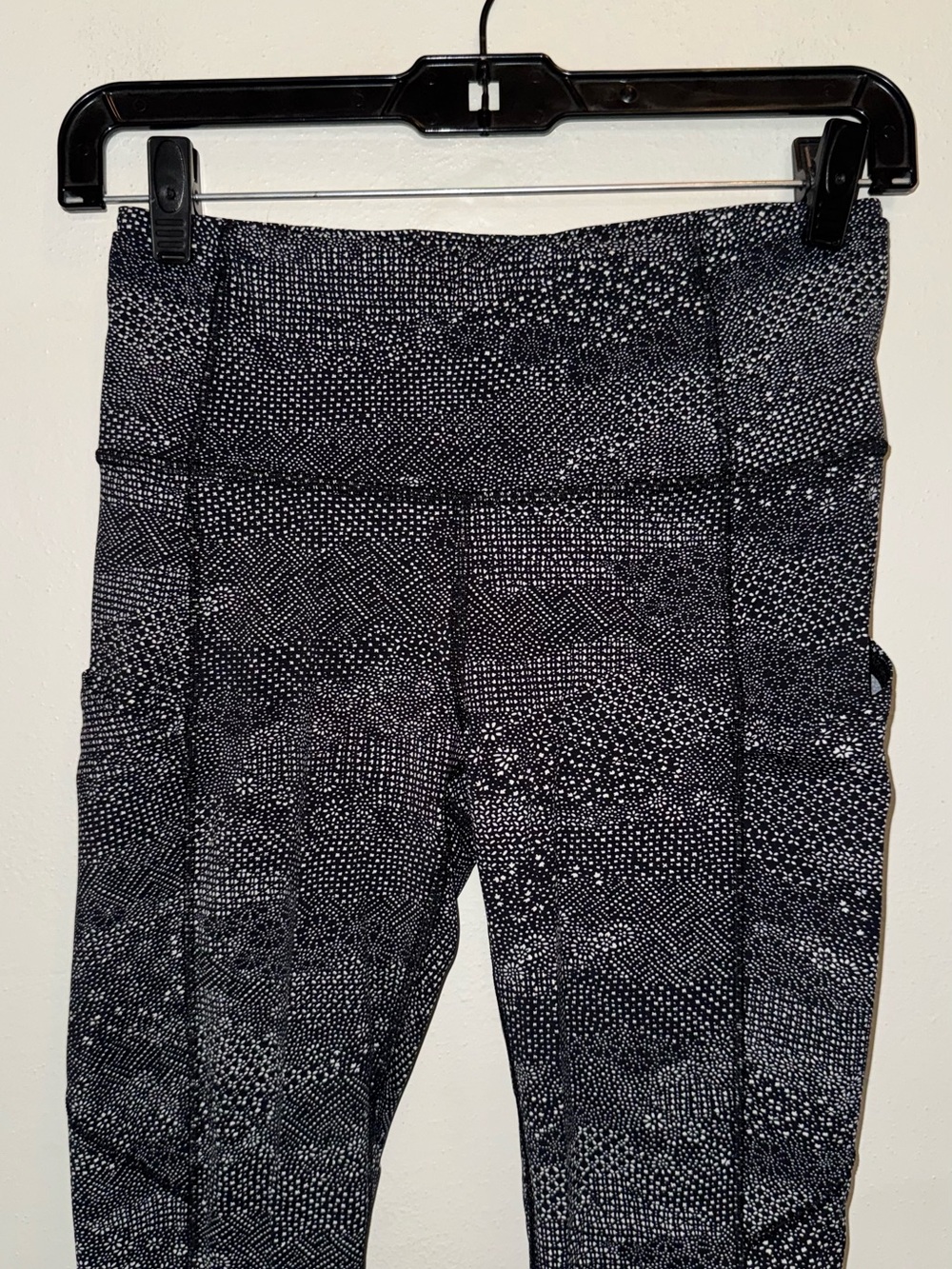 Lululemon Fast & Free 7/8 Tight II Leggings Size 6 - Picture 3 of 13